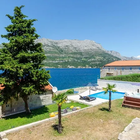 Βίλα Seafront Gabriela On Island Korcula, Private Pool, Gym, Private Parking Κόρτσουλα