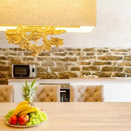 Seafront Gabriela On Island Korcula, Private Pool, Gym, Private Parking *