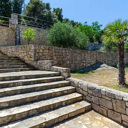 Seafront Gabriela On Island Korcula, Private Pool, Gym, Private Parking * Κόρτσουλα