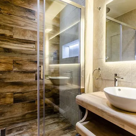 Βίλα Seafront Gabriela On Island Korcula, Private Pool, Gym, Private Parking