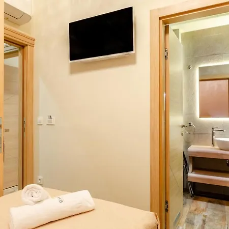 Seafront Gabriela On Island Korcula, Private Pool, Gym, Private Parking *