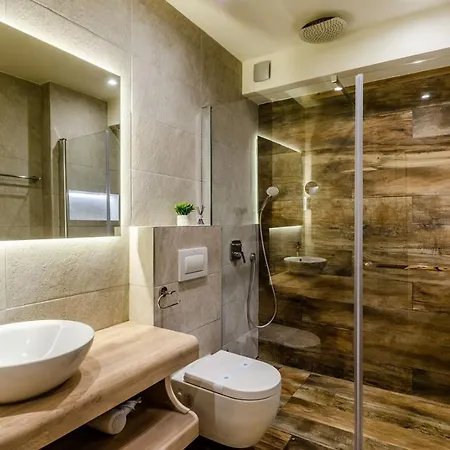 Seafront Gabriela On Island Korcula, Private Pool, Gym, Private Parking Vila