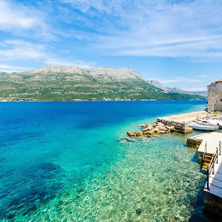 Seafront Gabriela On Island Korcula, Private Pool, Gym, Private Parking *
