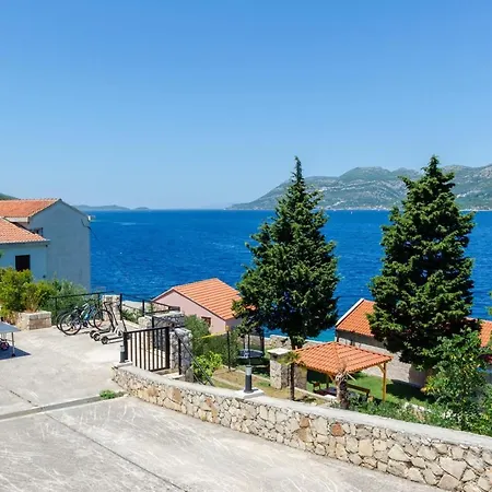 Vila Seafront Gabriela On Island Korcula, Private Pool, Gym, Private Parking Korčula